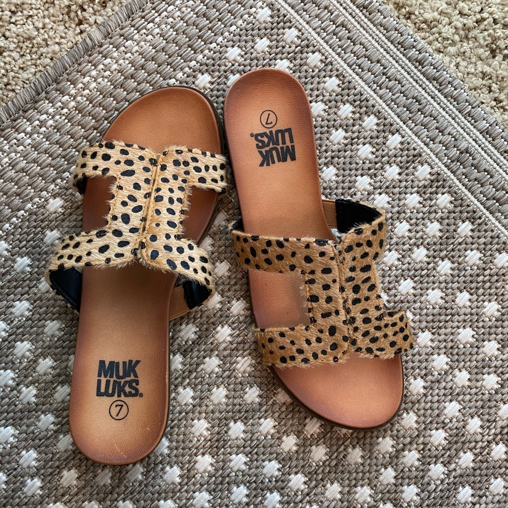 Mike Luks -Tan Neruda Sandal
